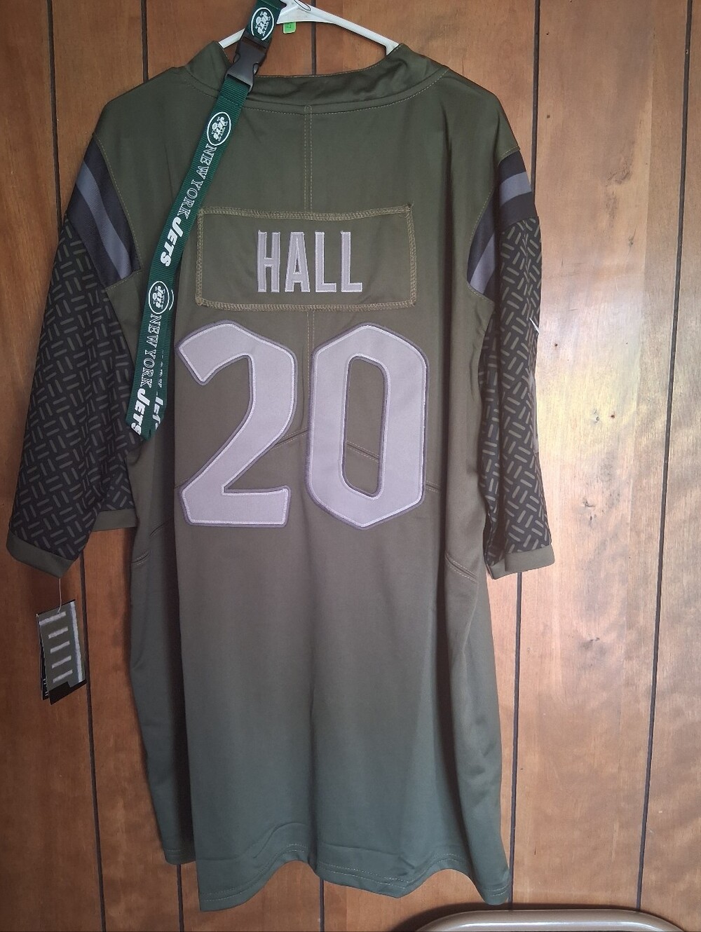 New York Jets Lanyard With XXL Breece Hall Jersey